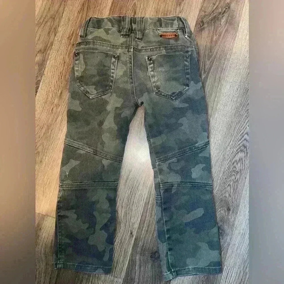 Bundle of Toddler Designer Diesel Jeans - Picture 2 of 9